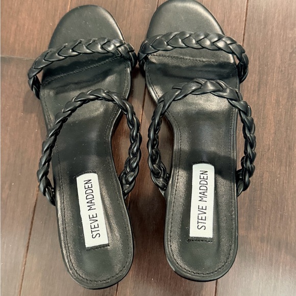 Steve Madden Black Braided Heeled Sandals - Picture 3 of 5